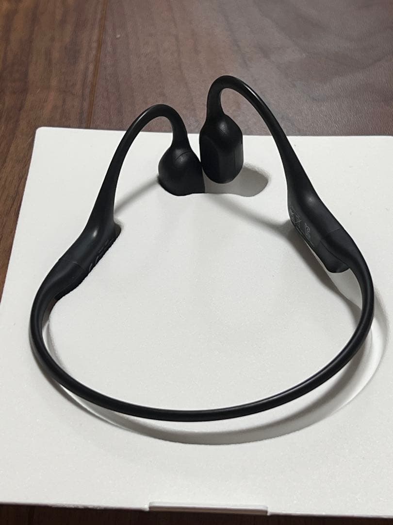SHOKZ OPENRUN mini 骨伝導イヤホン 本体 付属品