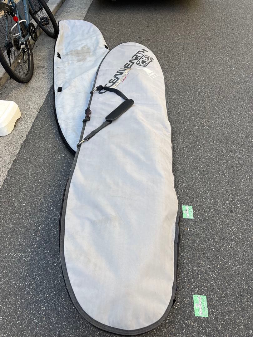 ハーバーロングボード 赤9.2ぐらいです。気になるところは樹脂塗りしています