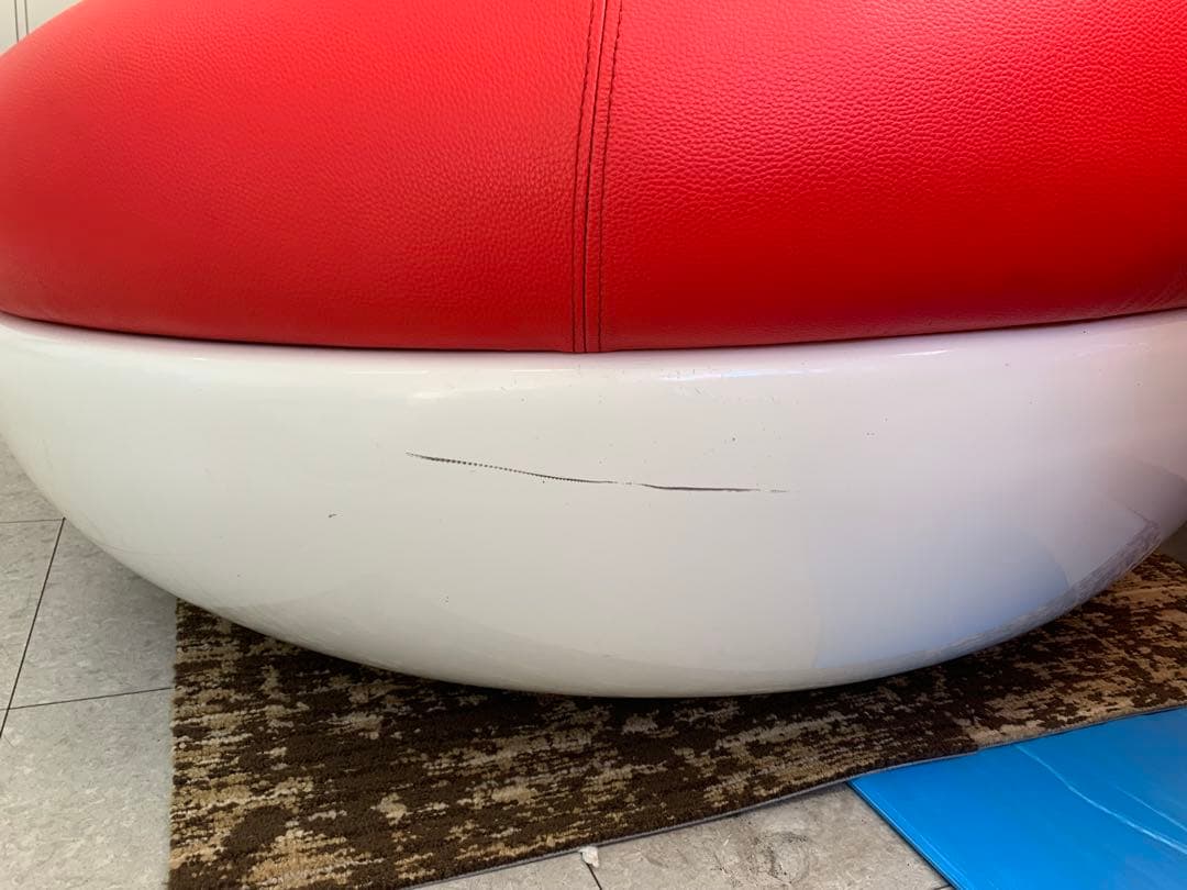 赤白丸型ソファ　エーロ・アールニオ　ボールチェア