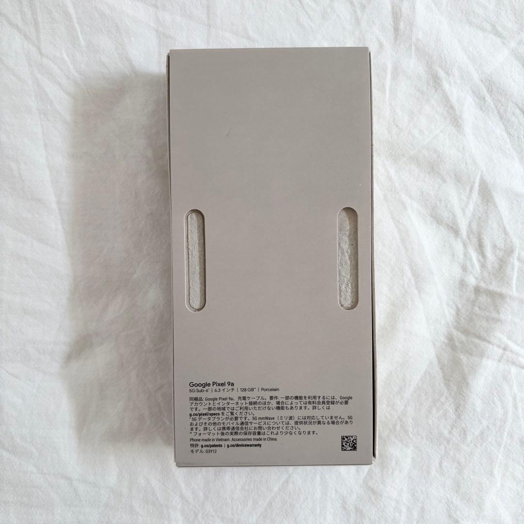 未使用★Google Pixel9a 128GB ポーリセンPorcelain白