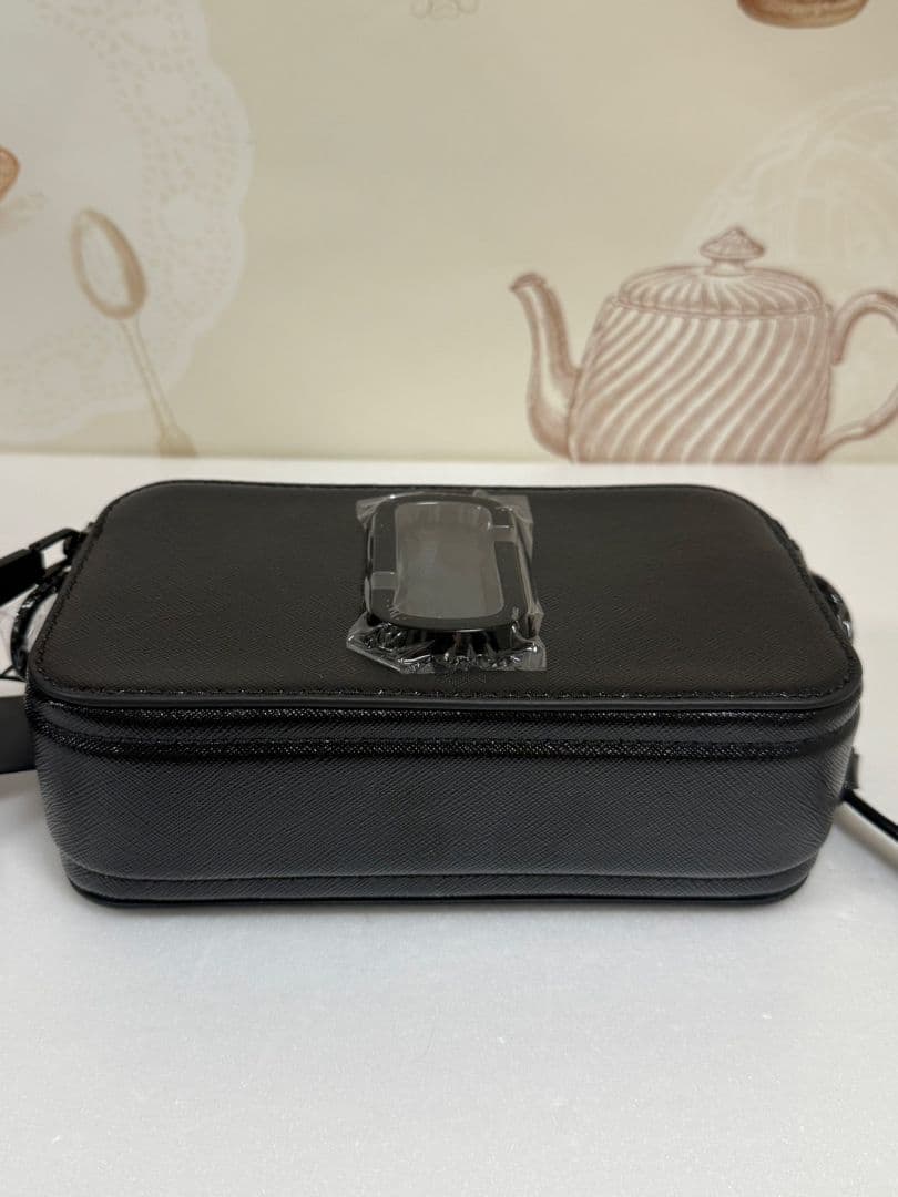 新品未使用★MARC JACOBSマークジェイコブススナップショット DTM