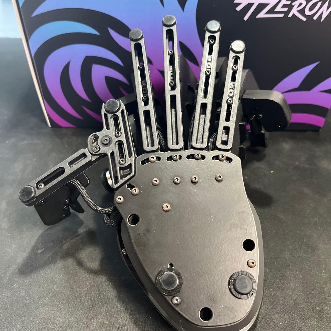 Azeron Cyborg2 ゲーミングキーパッド 左手用デバイス