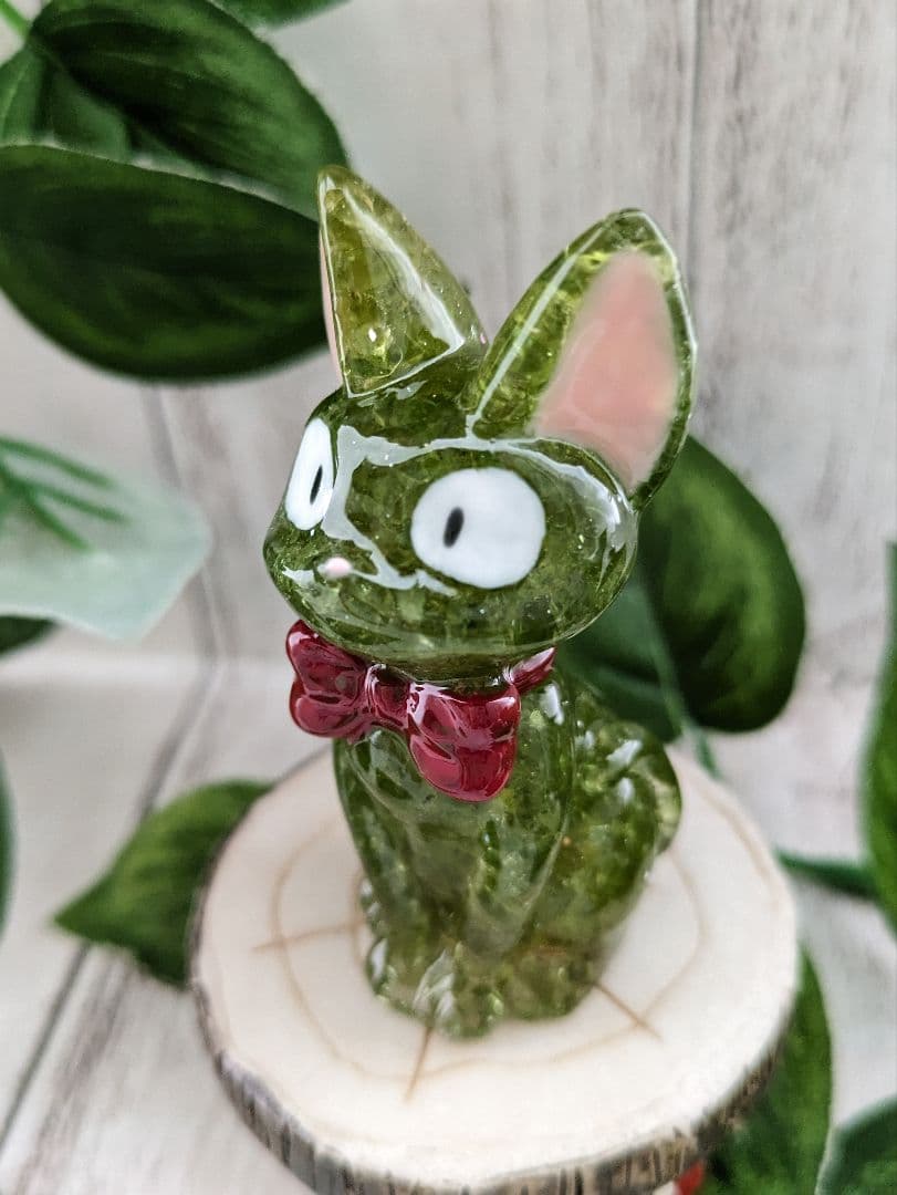 【ふーか】②ミニサイズ！ペリドットの蝶ネクタイねこちゃん形オルゴ☆他４点