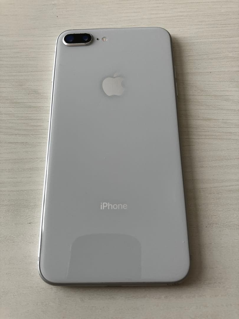 iPhone8Plus 256GB シルバー Softbank SIMロックあり