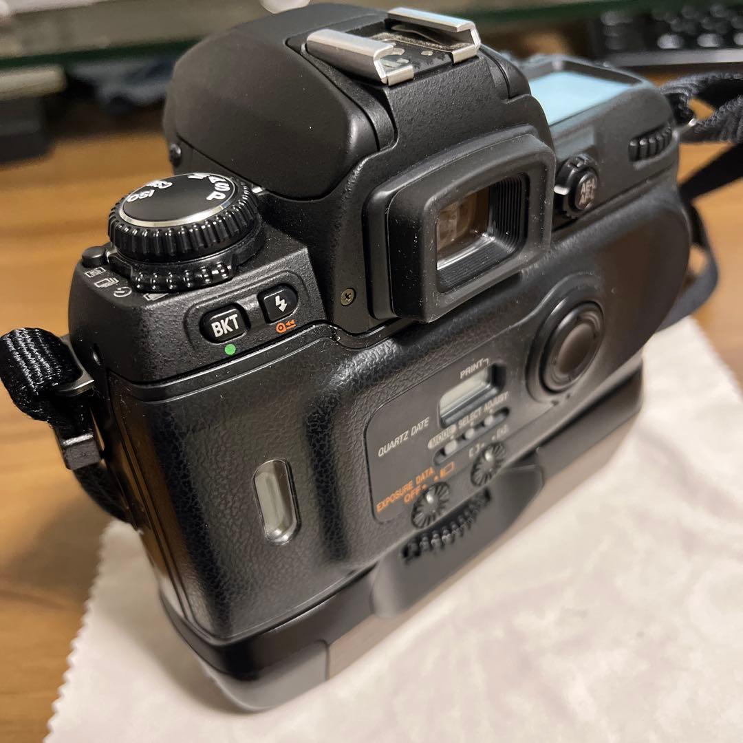 Nikon F80s フィルム一眼レフカメラ ボディ