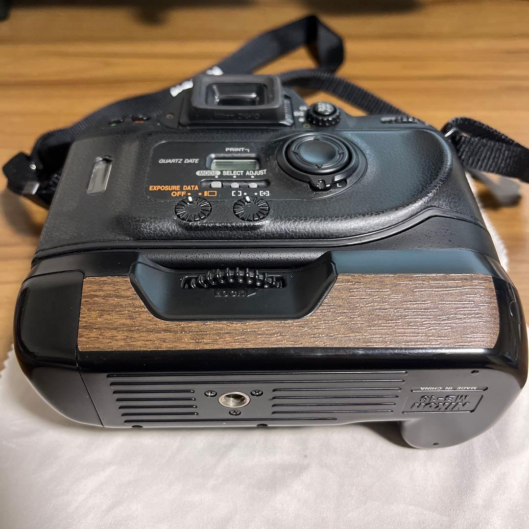 Nikon F80s フィルム一眼レフカメラ ボディ