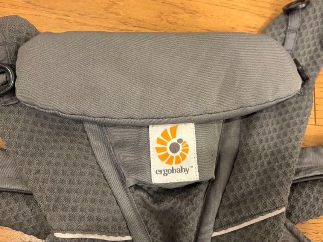 エルゴベビー オムニブリーズ 抱っこ紐 グラファイトグレー