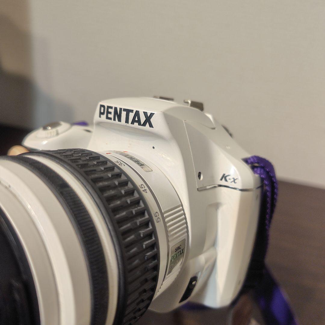 【ホワイト】PENTAX K-x ダブルズームセット ※液晶・ファインダー訳あり
