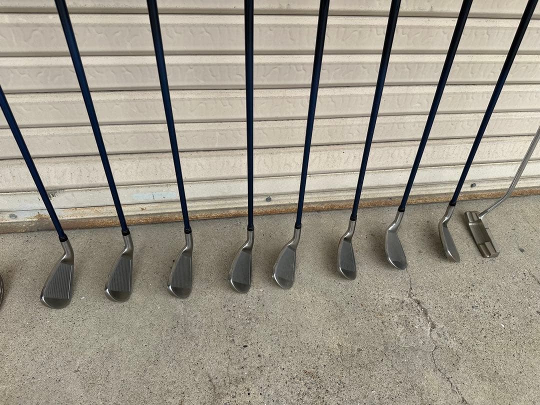 LEGSUSキャディバッグ ゴルフクラブセット