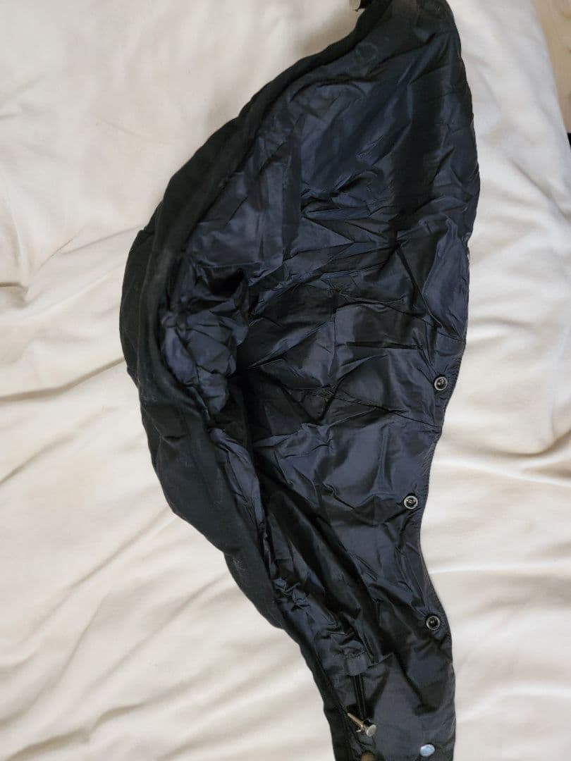 T様　フードのみMONCLER　ダウンジャケット　モンジュネーブル