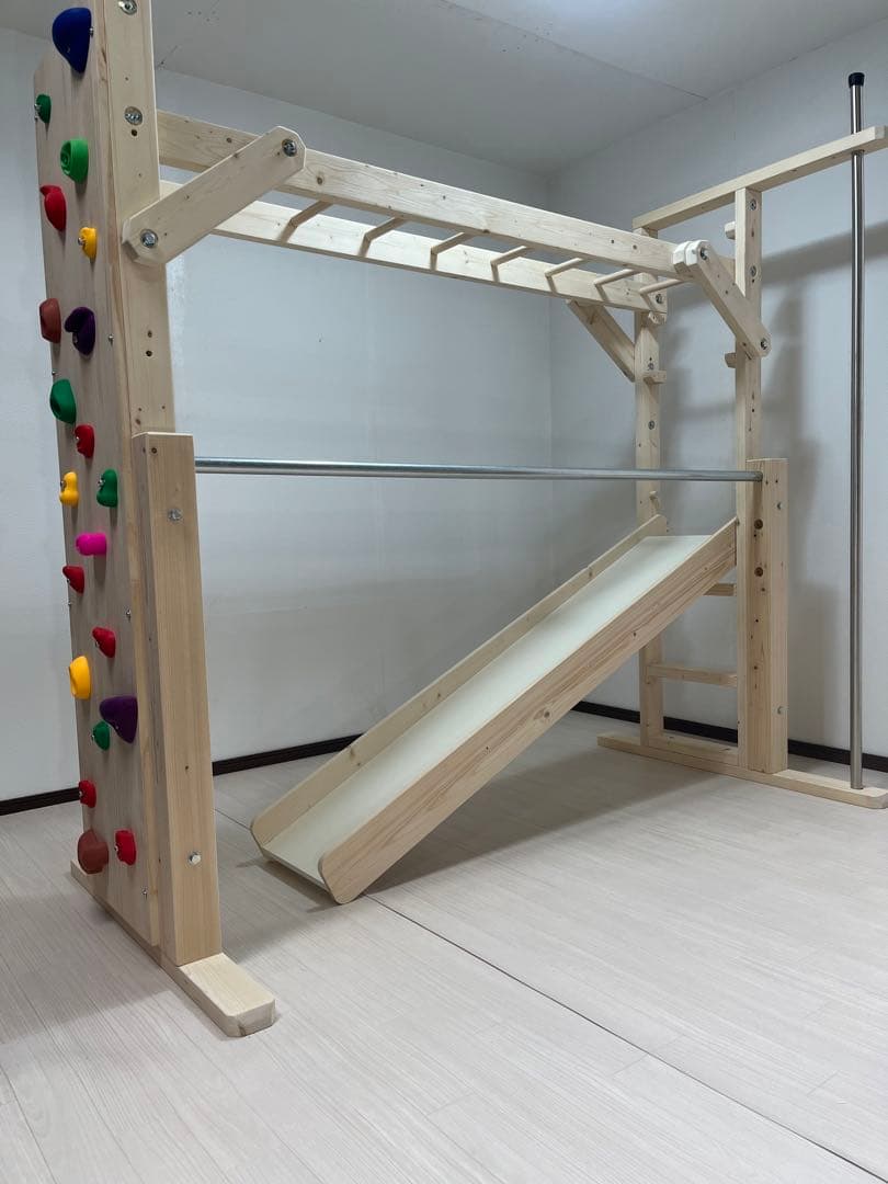 mina様　完成写真　うんていタイプB 雲梯　室内