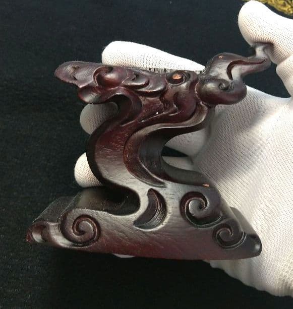 【虹】ゴールドルチル《原石》専用台座付き　置物　クラスター　天然　金運　仕事運