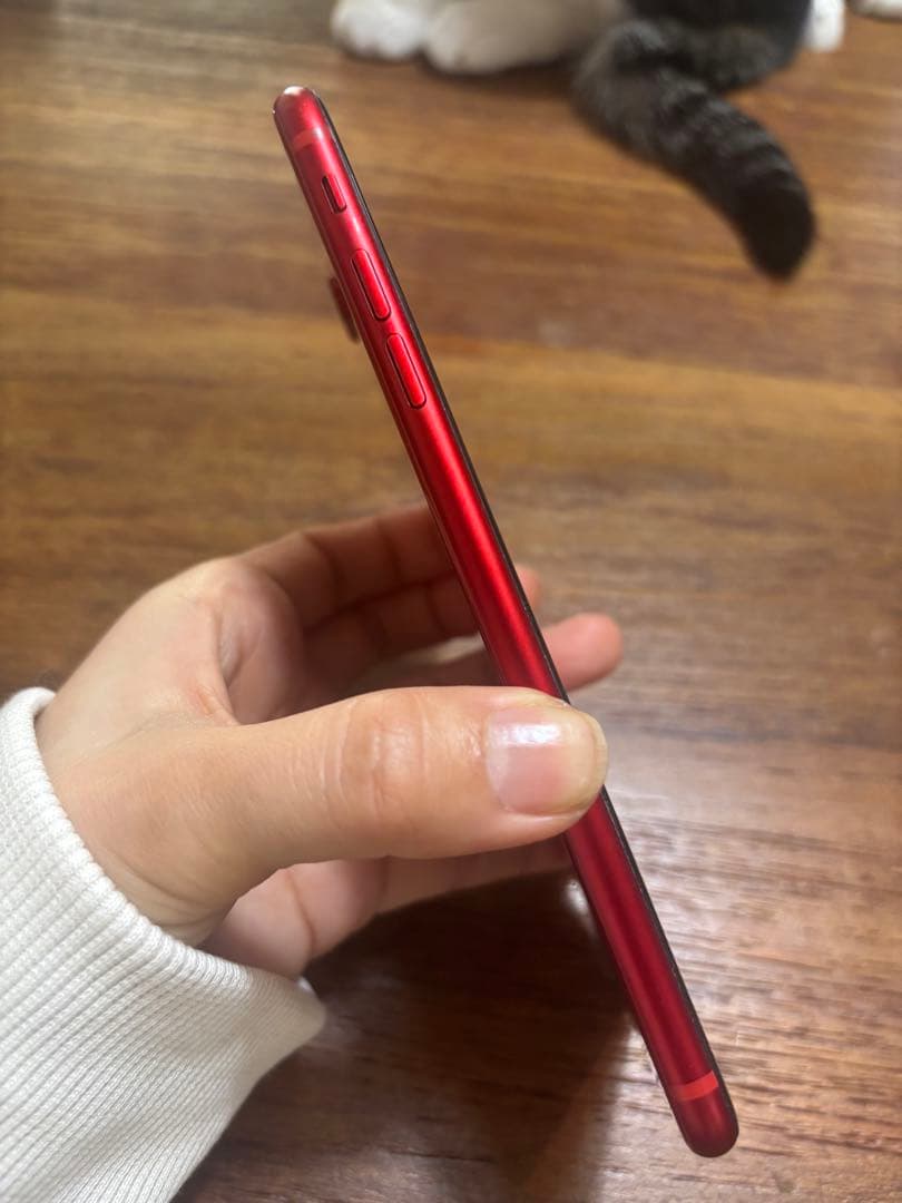 iPhone 8 Plus (RED) 256GB SIMフリー 83%