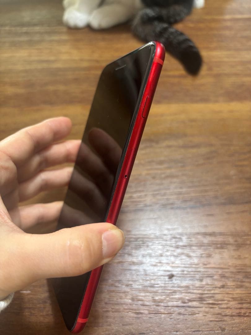 iPhone 8 Plus (RED) 256GB SIMフリー 83%