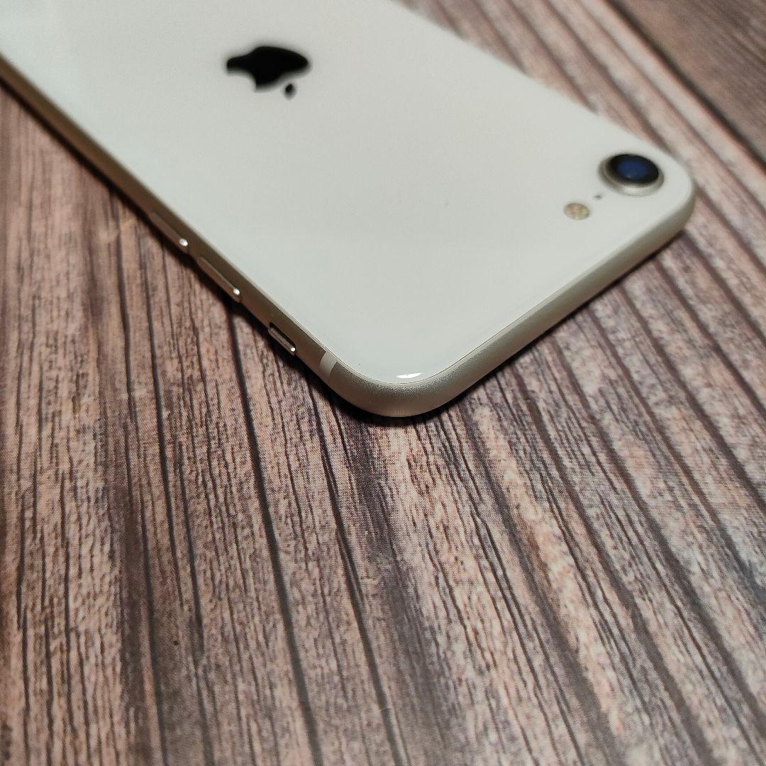 iPhone SE 第3世代 64GB バッテリー100% スターライト 美品