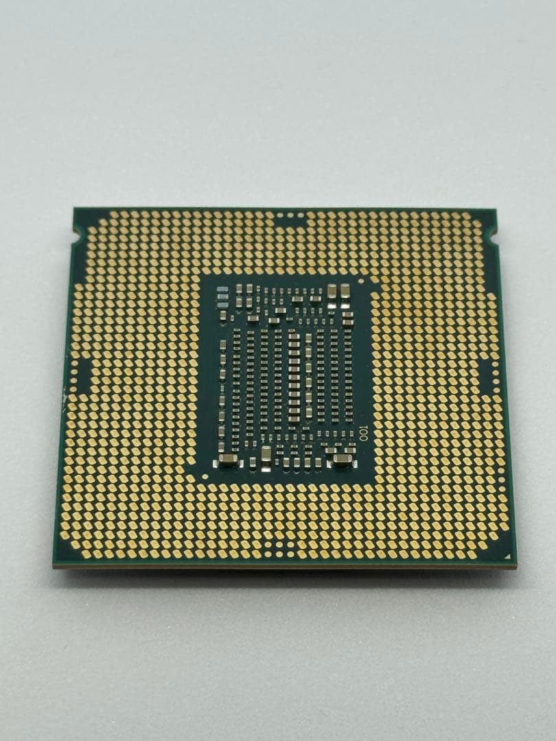 Intel Core i7 8700K 第8世代 CPU 高性能なKモデル