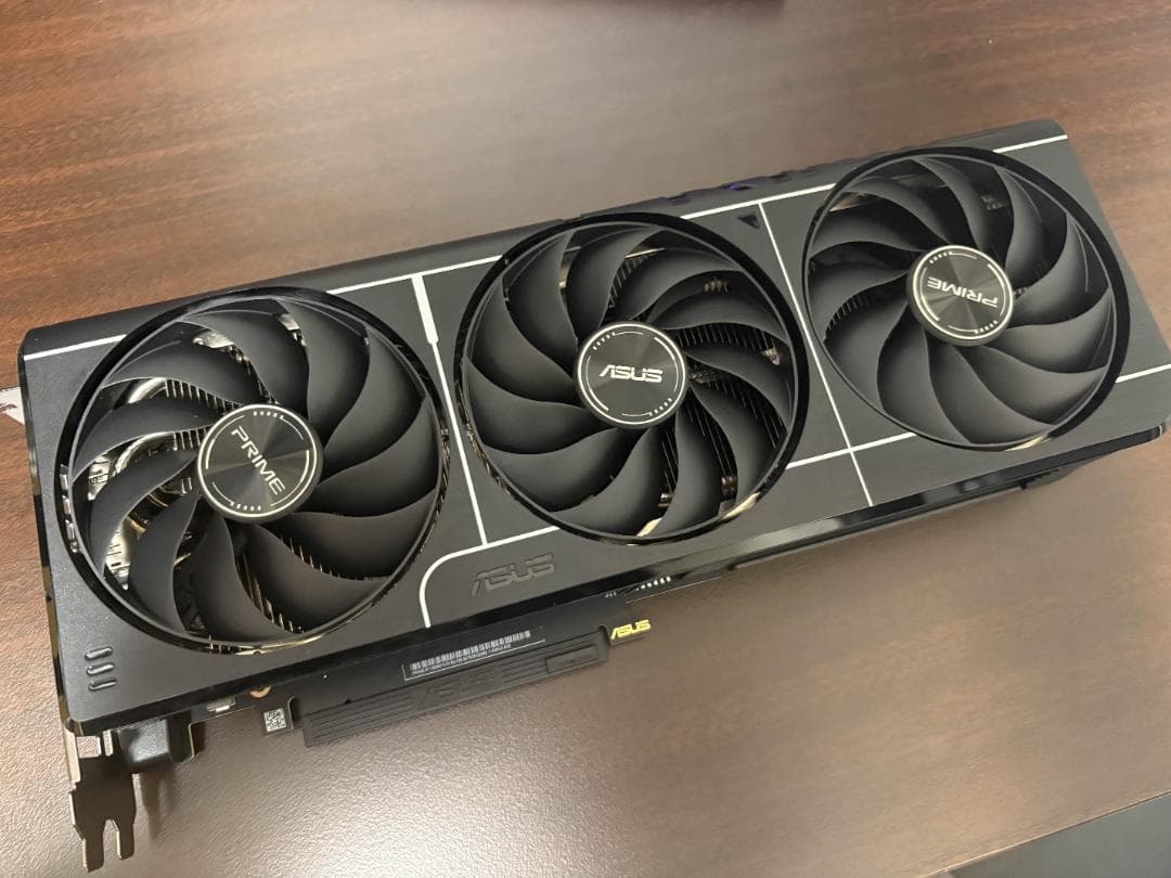 グラフィックボード・グラボ・ビデオカード ASUS GeForce RTX 5060 Ti 16GB