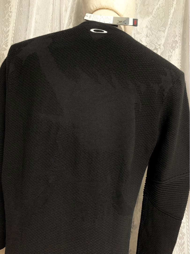 未使用！OAKLEY オークリー　GOLF 長袖　ストレッチニット　黒　Mサイズ
