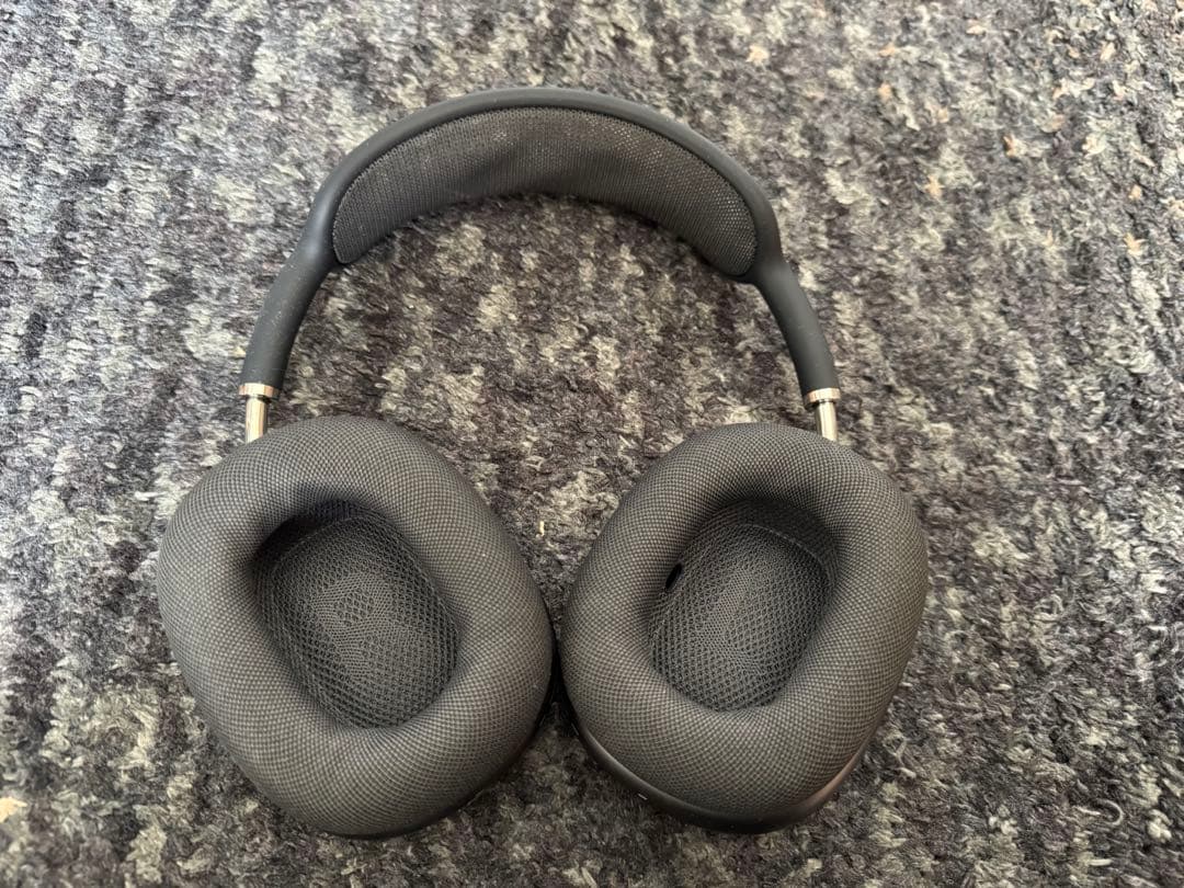 AirPods Max スペースグレー Smart Case付き