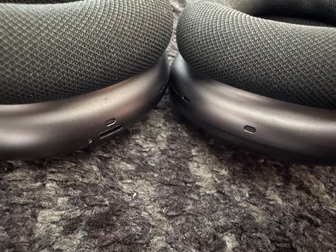 AirPods Max スペースグレー Smart Case付き