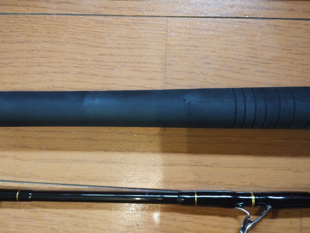 Maday　FISHERMAN GATIOS 82RST 収納ケース付