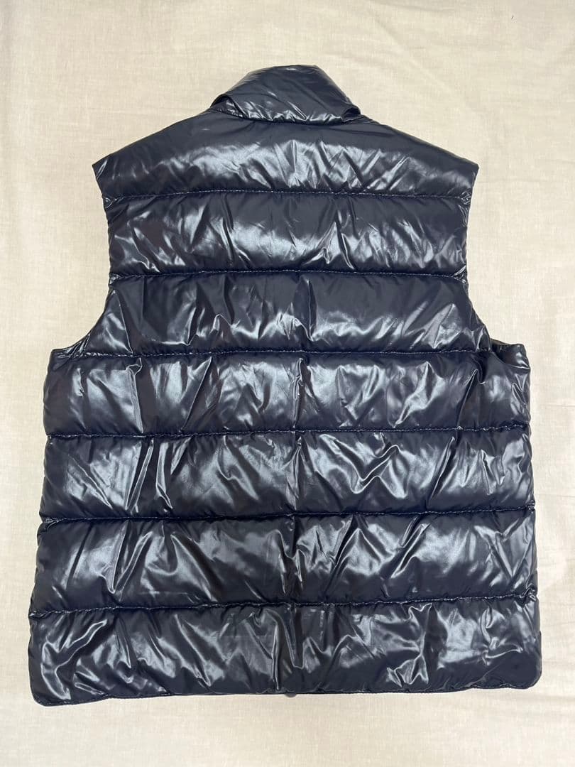 モンクレール　ダウン　ベスト　メンズ
