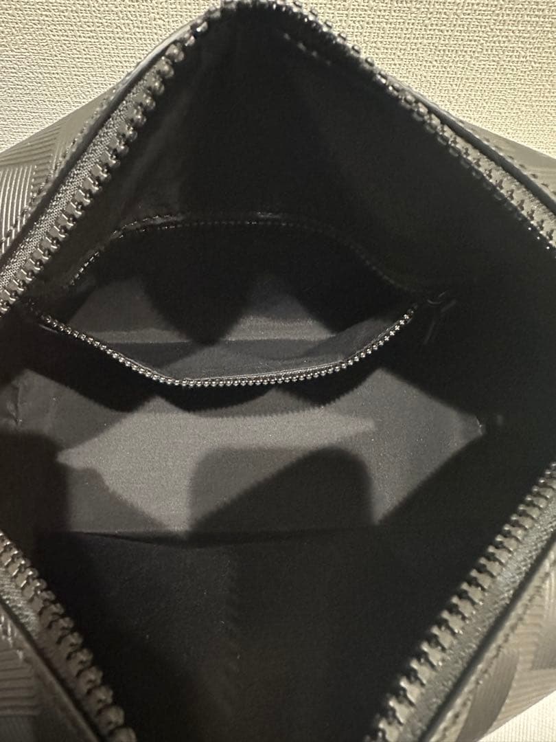 美品　MONTBLANC モンブラン　メンズ　ボディバック