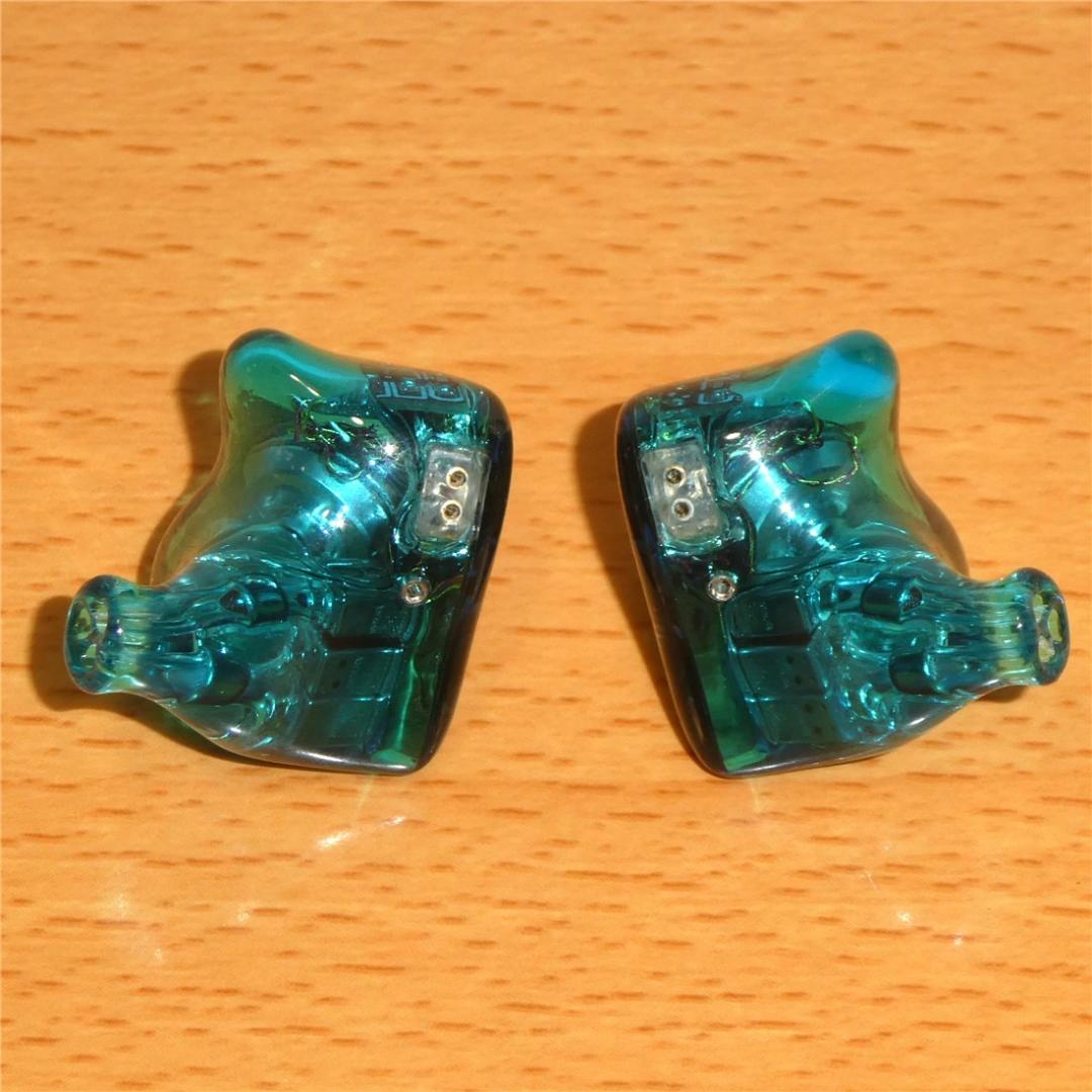 D*)様 美品 KBEAR Cepheus KB16 有線イヤホン 中華イヤホン