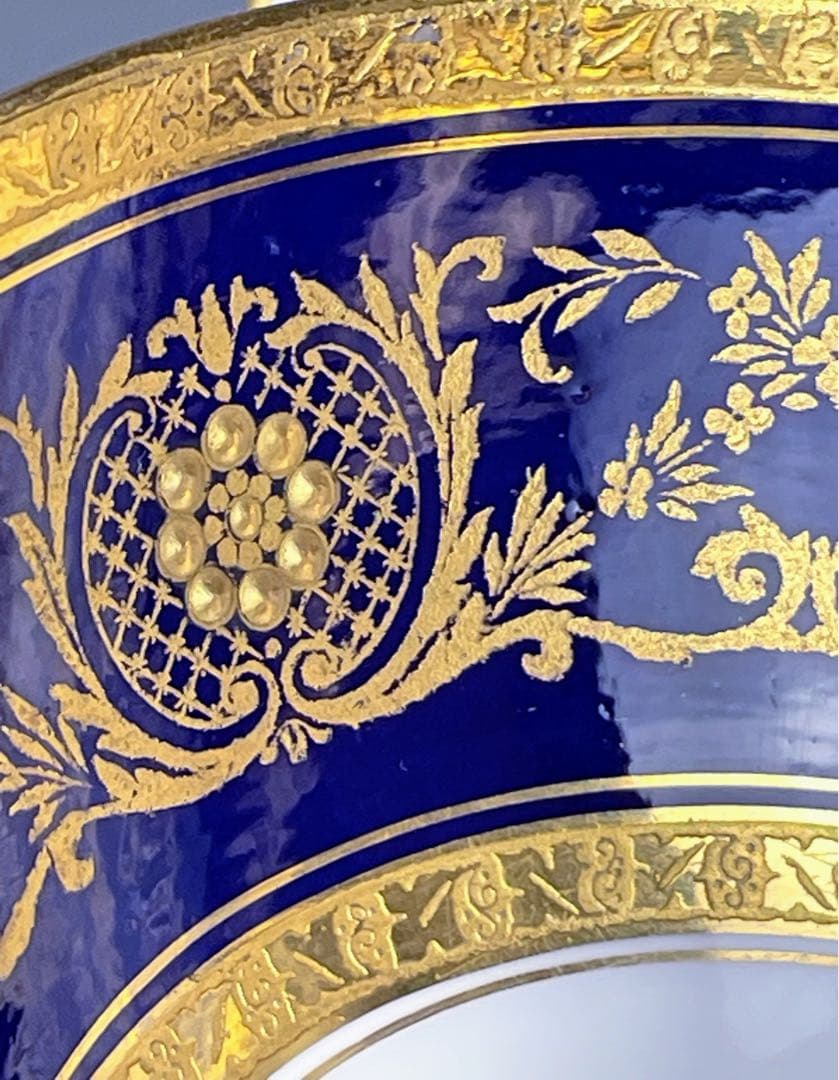 【美品】オールドミントン コバルト地 金彩 ブイヨンカップ＆ソーサー 金盛り