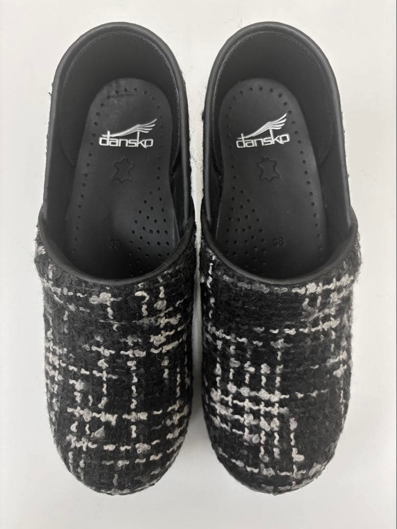 新品.未使用　ダンスコ・Fabric Pro・/サイズ:38