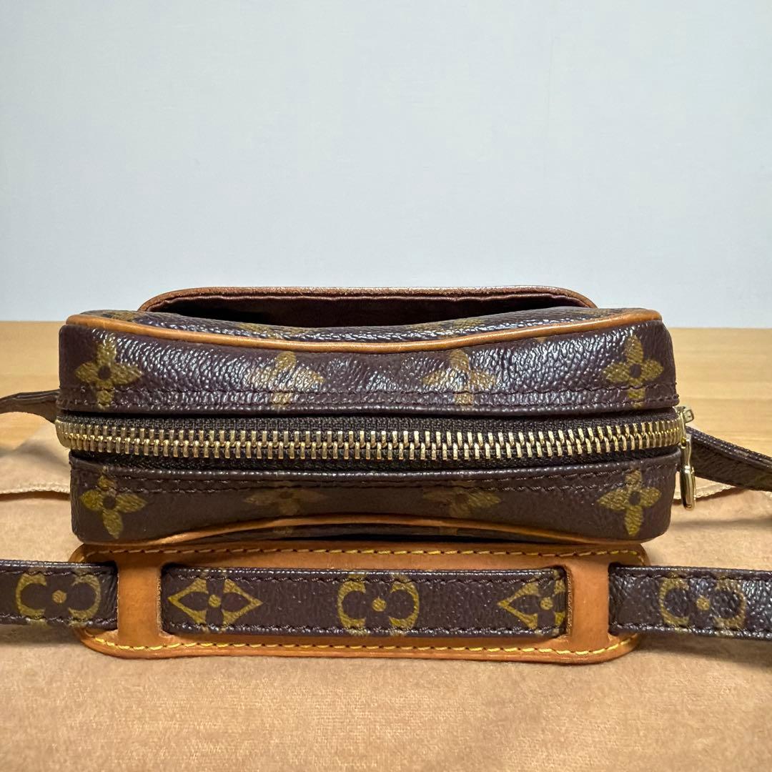 LOUIS VUITTON ダヌーブ