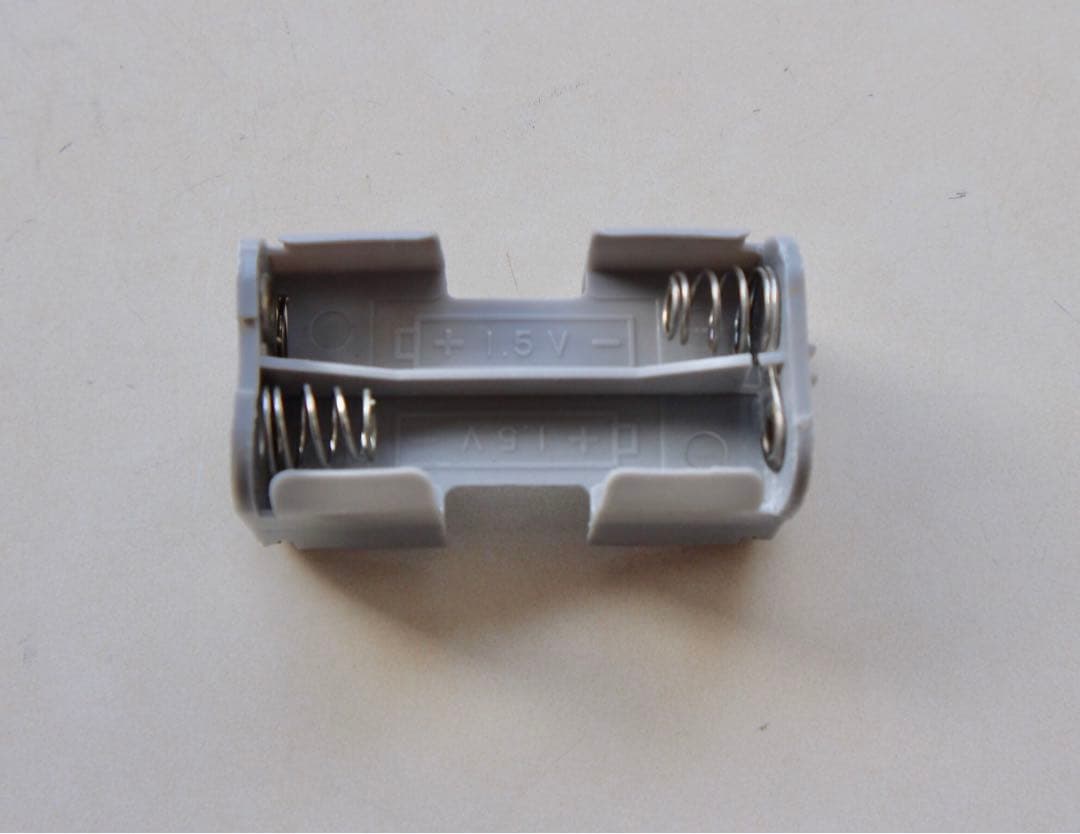 8mmフィルムカメラ　Sankyo ES-44XL 動作品　実写確認済み