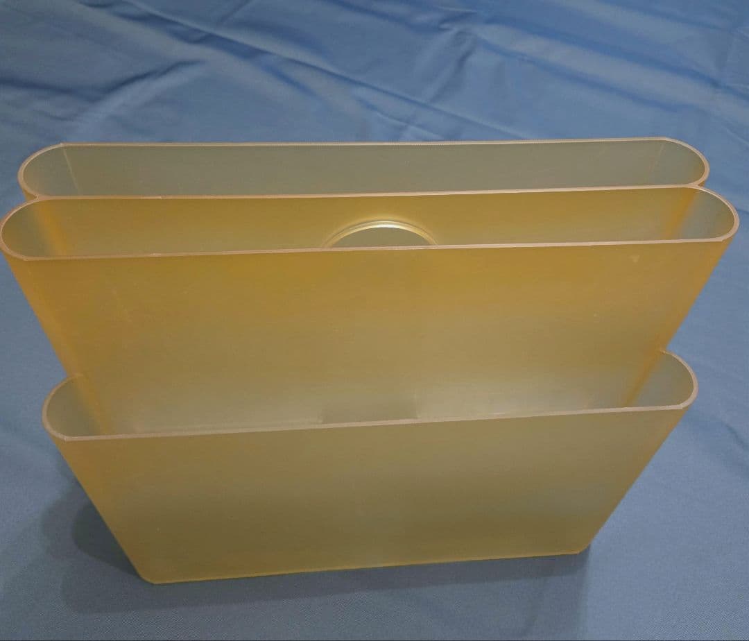 Kartell カルテル ポルタリビステ マガジンラック