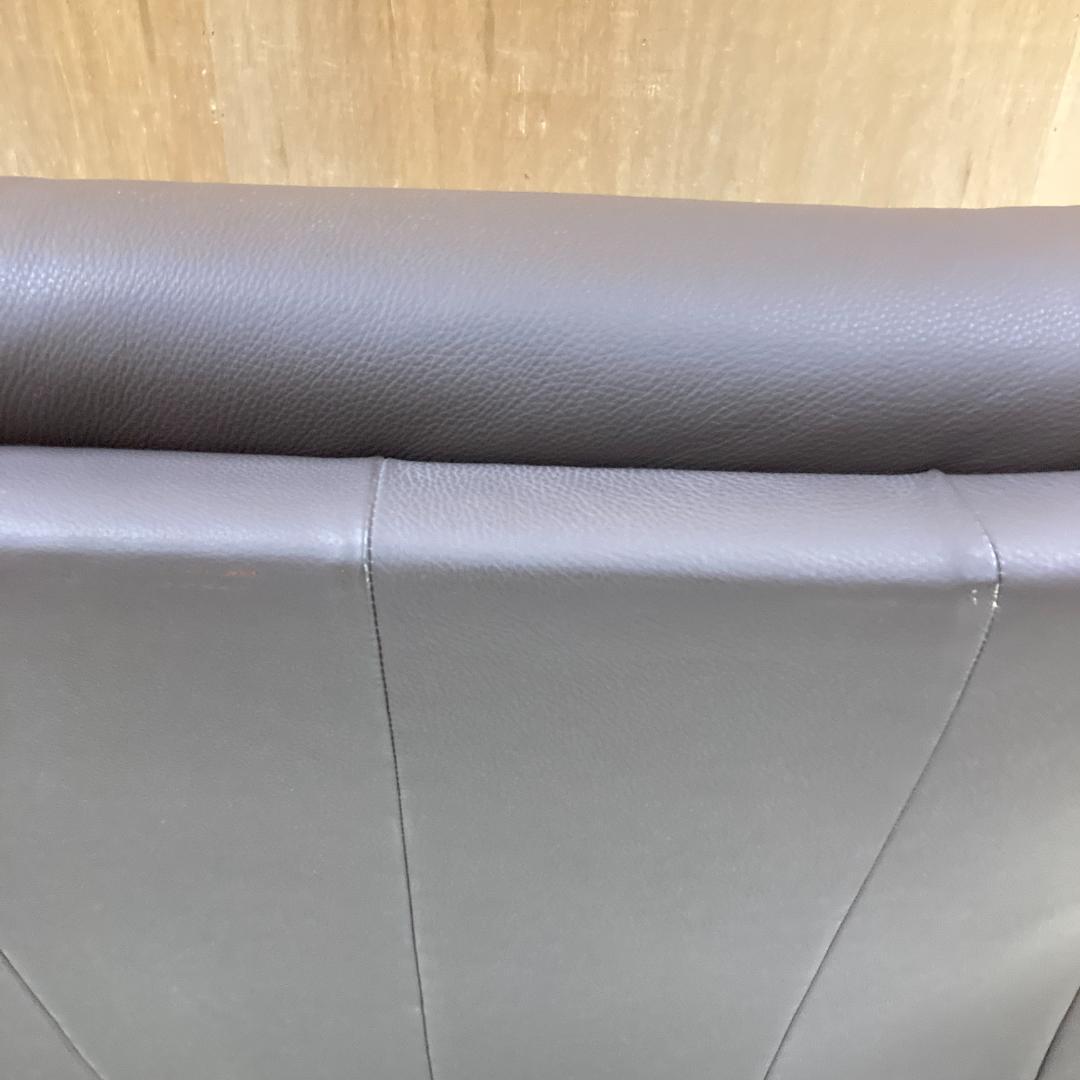 IDC大塚家具 ヒモラ himolla 総革　3人掛けソファ 　トリプルソファ