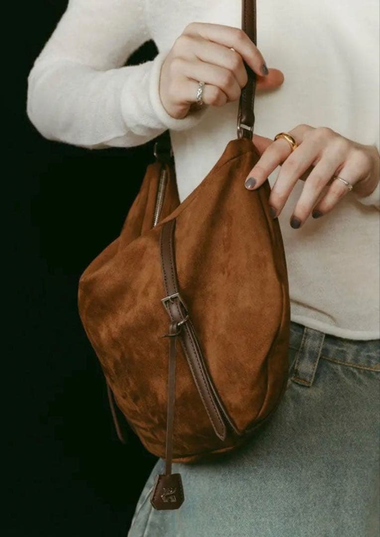 knuth marf suede moon bag ブラウン