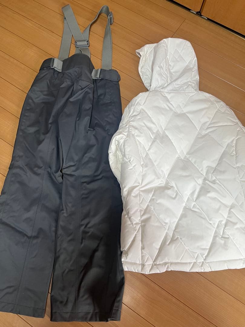 DESCENTE スキーウェアセット（ホワイト/グレー）