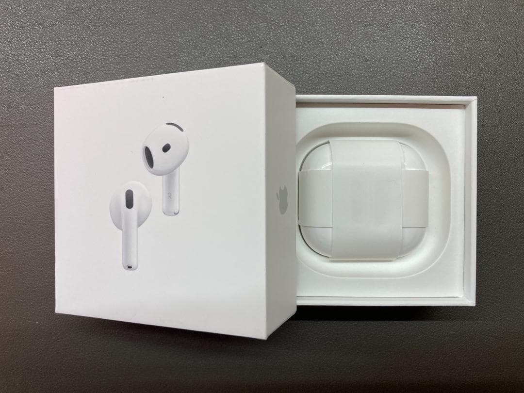 AirPods 4 アクティブノイズキャンセリング搭載 ほぼ新品