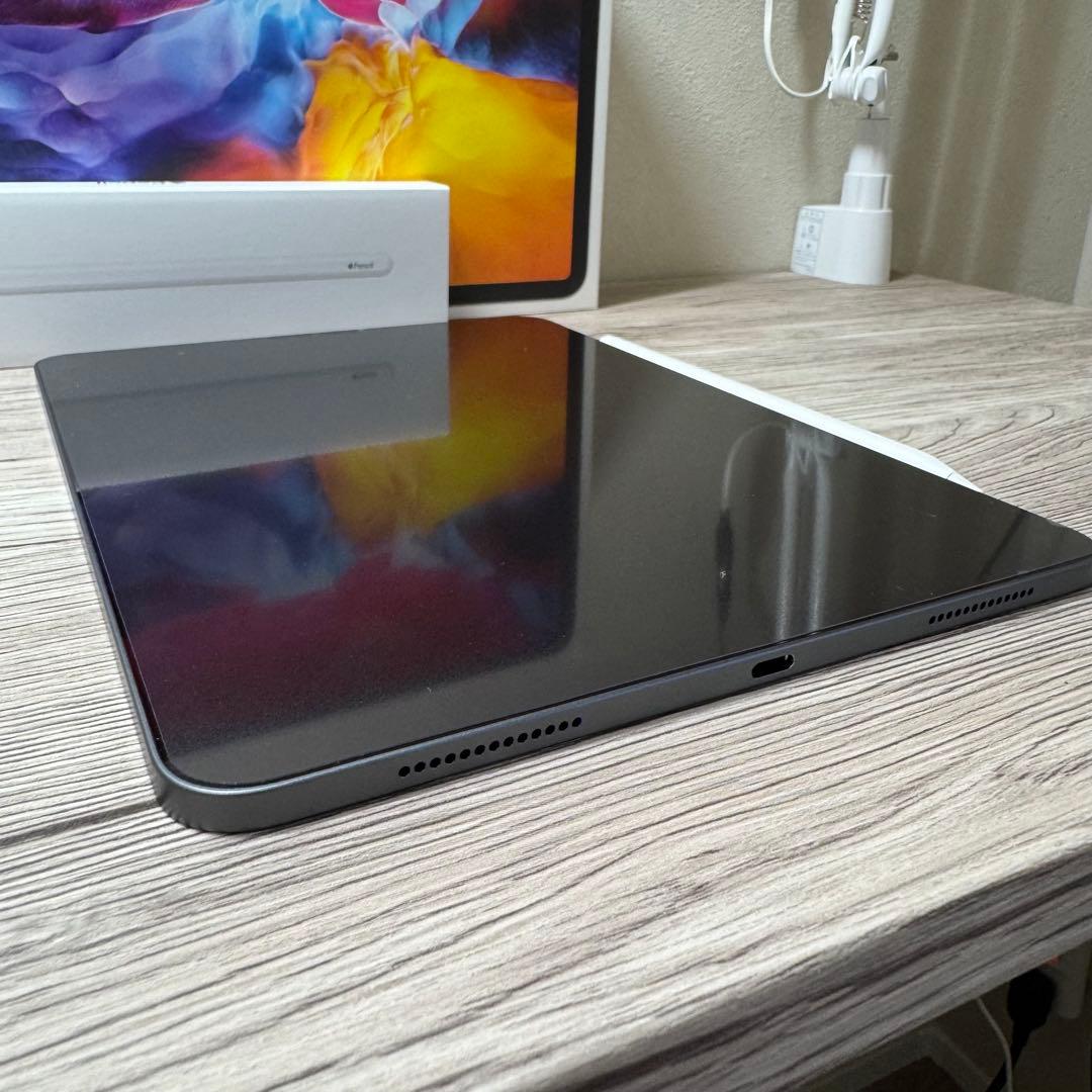 【美品】iPad Pro(第2世代) 11インチApple Pencil付き