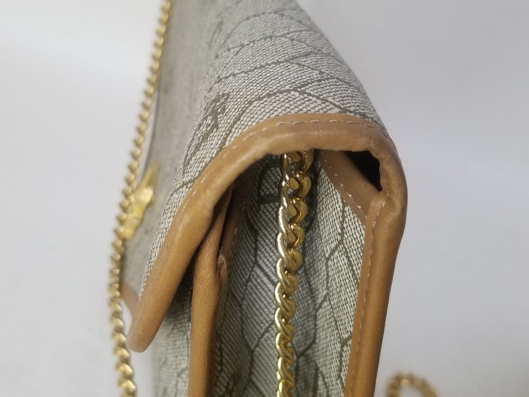 クリスチャン・ディオール ハニカムパターン チェーンショルダーバッグ