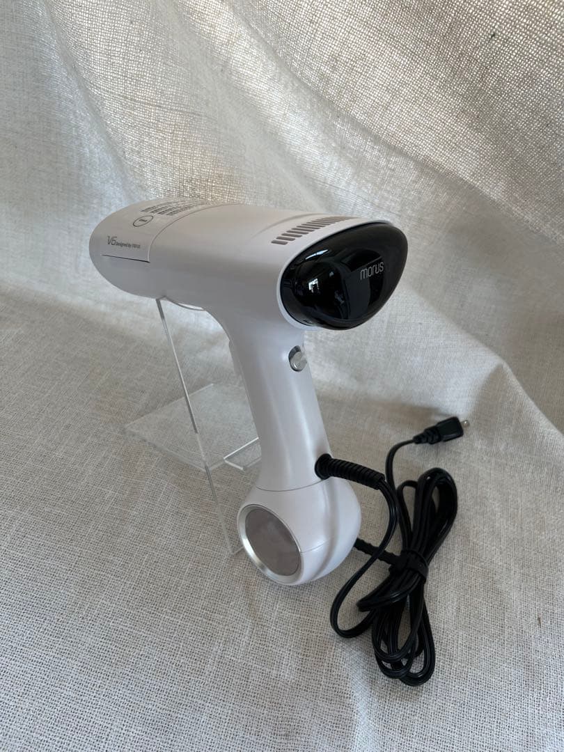 MorusV6真空吸着式衣類スチーマー　スチームアイロン花粉低減脱臭除菌ホワイト