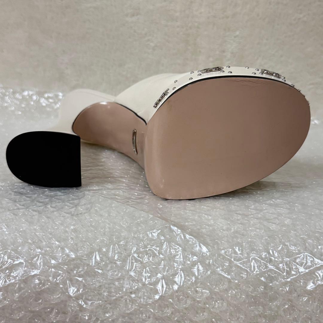 【GUCCI】ロゴ レザーソール スライドサンダル ホワイト 厚底 スタッズ