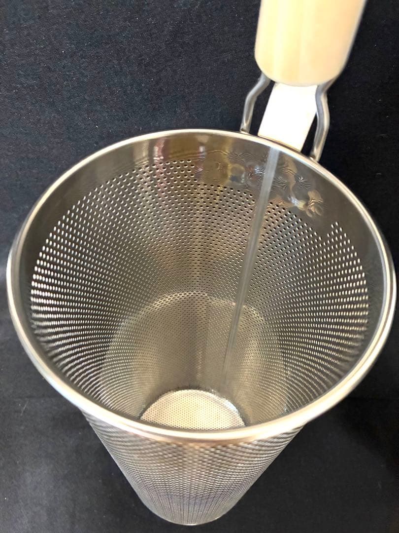 テボ　パスタ　湯切り　パンチング　2点　美品