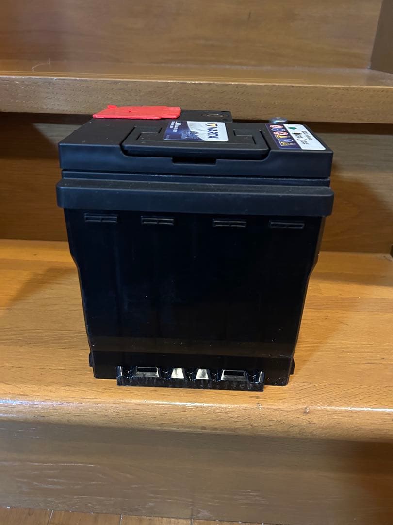 VARTA BLUE Dynamic LN0 12V 44Ah バッテリー