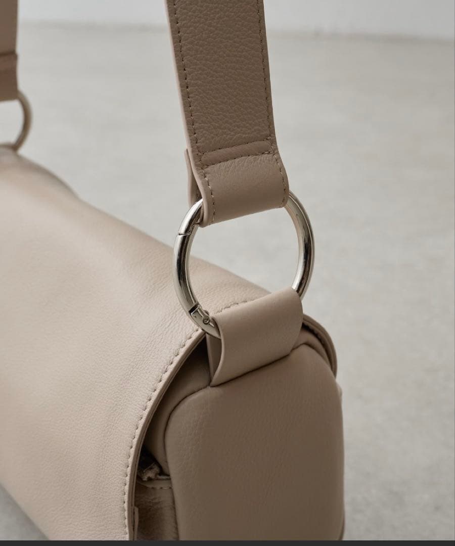 ビアズリー ショルダーbag ⭐︎BEARDSREY⭐︎