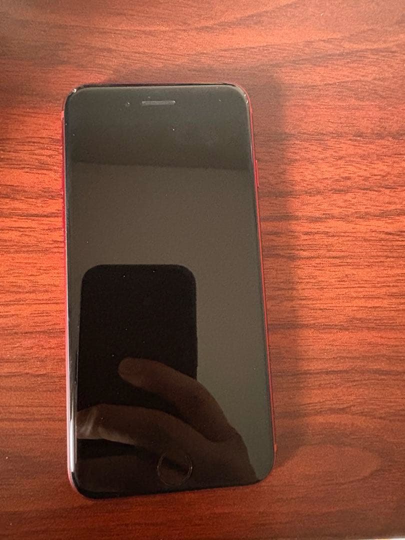 【即日発送】第3世代 iPhone SE 美品　simフリー　64GB