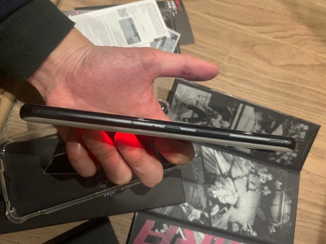 超必見！★ゲーミングスマホ！rog phone 5s 16/512 大容量！