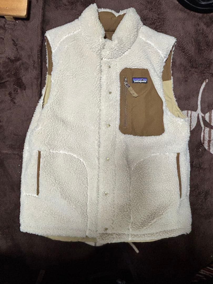 希少 patagonia パタゴニア メンズ リバーシブル ダウンベスト 美品