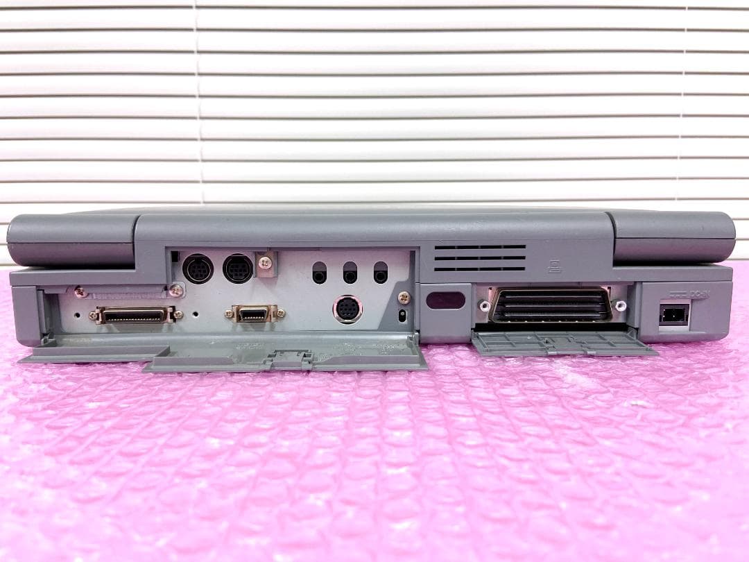 【動作OK】NEC PC-9821Na12/H8(Win98SE)画面きれいです