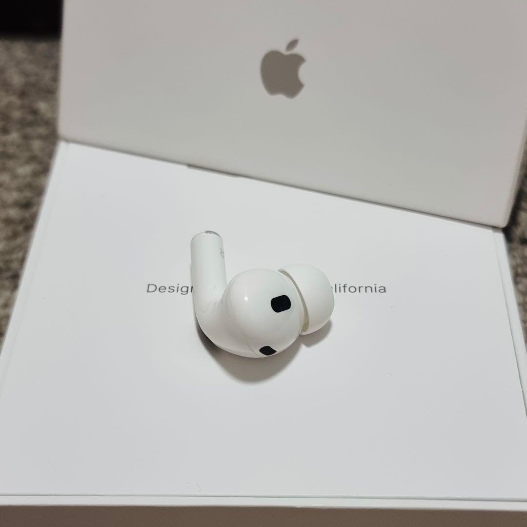 Airpods Pro 2 第二世代　イヤホン　片側　右耳 R側　USB-C 8