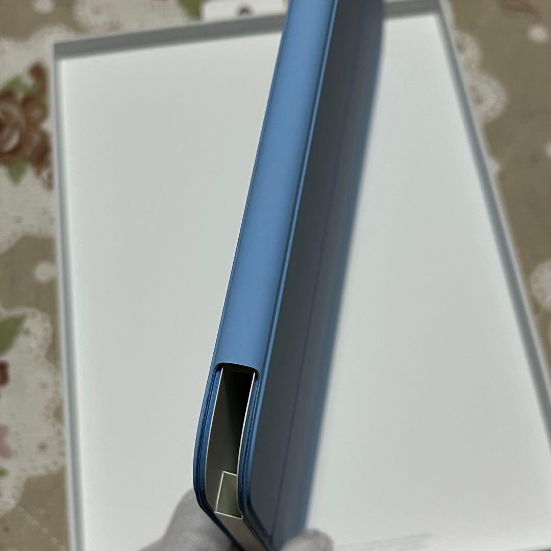新モデル 美品 iPad (A16) 用 Smart Folio スカイ 水色
